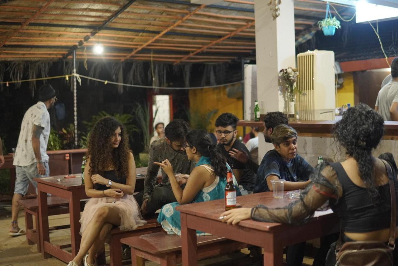Gaia Hostels Anjuna Ngoại thất bức ảnh